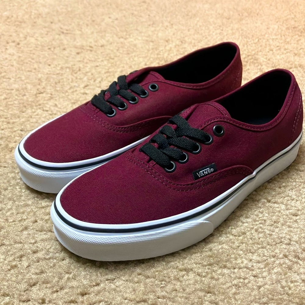 Authentic Vans size 6.5 men’s 8 women’s